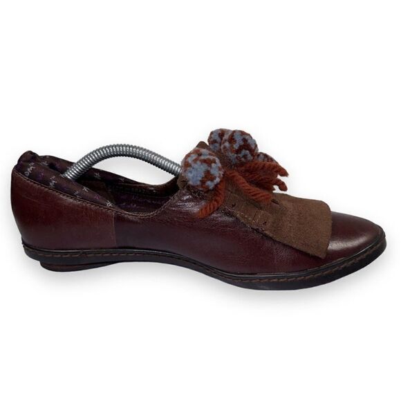 M by Morenatom Leather Pom Slip-on Loafers Brown Women's 7.5B - Picture 7 of 11